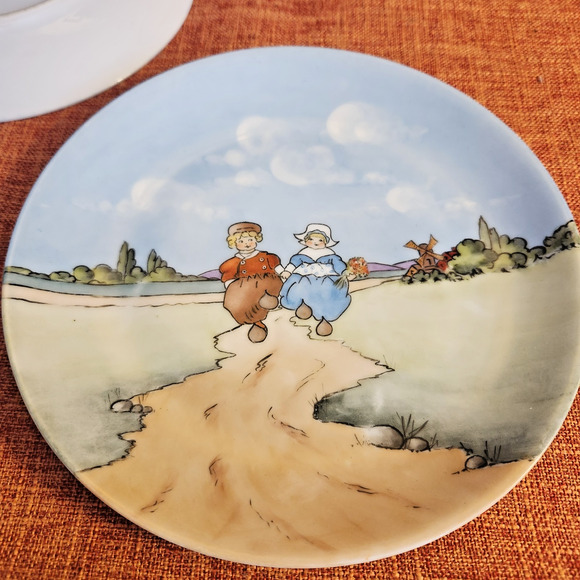 5 Pcs Hutschenreuther Selb Bavaria Hand Painted 8" Goose Boy/Girl Plates RARE - Picture 4 of 10